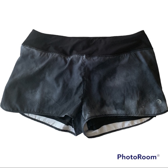 ✨MPG LINED RUNNING SHORTS SIZE US XL - Picture 1 of 15